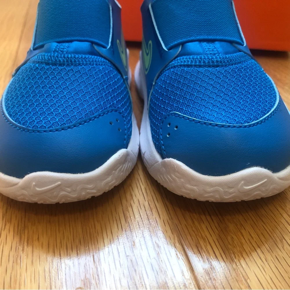 Nike Kids Blue and Lime Green Slip-On Sneakers